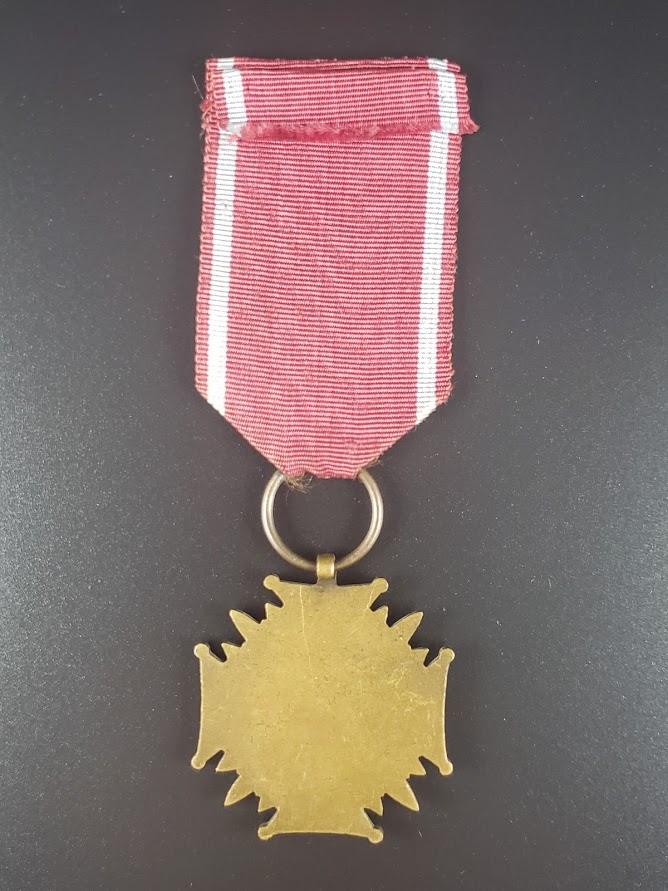 Polish Cross of Merit, 3rd Class - Image 3