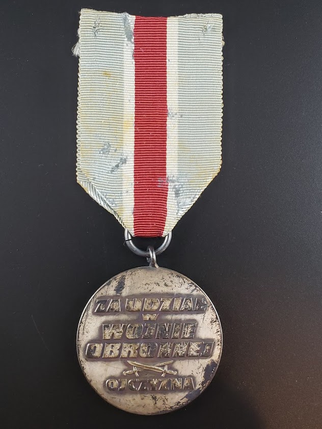 WWII Poland Medal for Defense War 1939 - Image 4