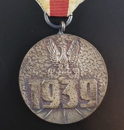WWII Poland Medal for Defense War 1939