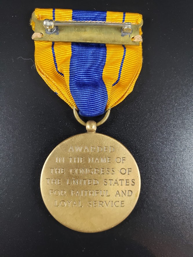 WWII US Selective Service Medal - Image 3