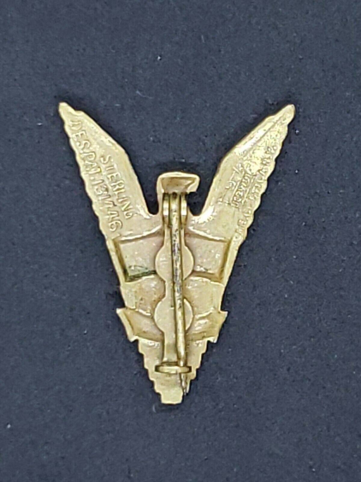 WWII US Merchant Marine Victory Sterling Silver Eagle Pin - A.E. CO. UTICA NY - Image 3